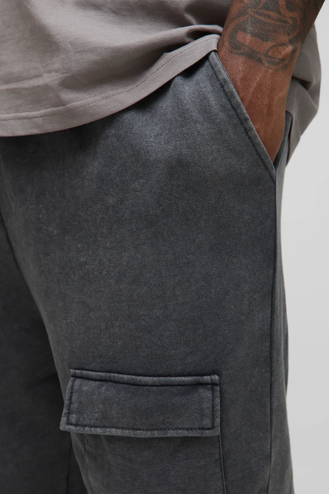 Plus Loose Fit Cargo Acid Wash Jersey Shorts
