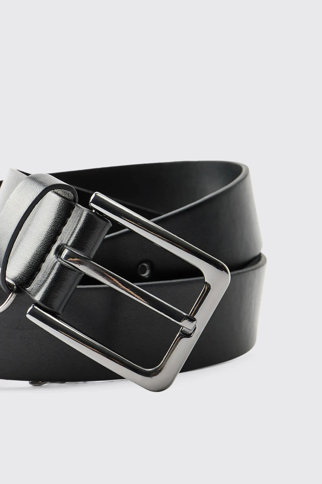 Faux Leather Belt With Chain