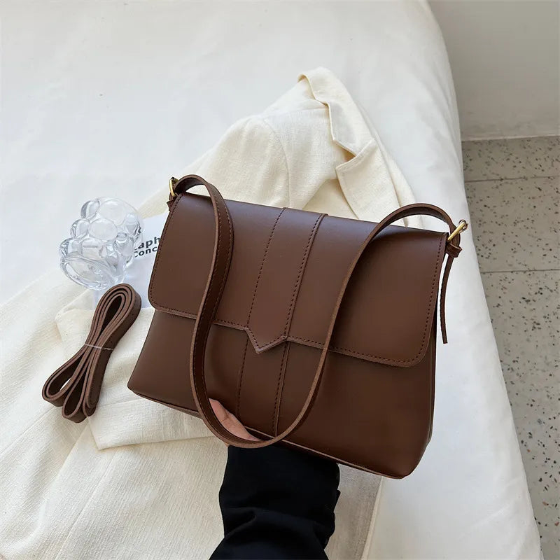 Women Retro Casual Simple Solid Color Shoulder Bag