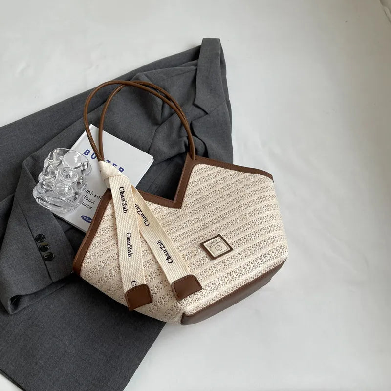 Fashionable Straw Woven Large Capacity Shoulder Bag