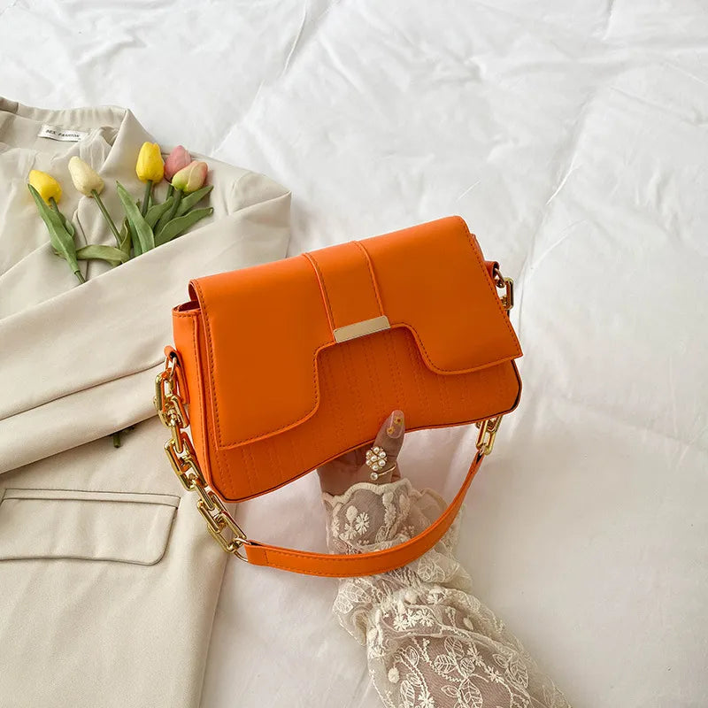Women Fashion Metal Concealed Buckle Handbag
