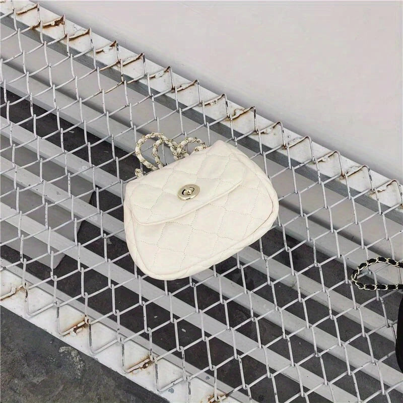 Special-Interest Design Rhombus Chain Cloud Bag Women'S Bag 2024 Popular New Trendy All-Match Mini Messenger Bag