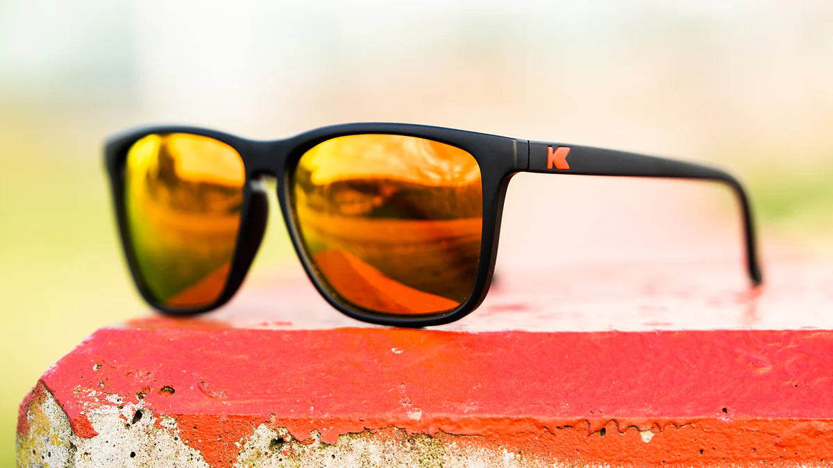 Men Matte Black / Red Sunset Fast Lanes Sunglass