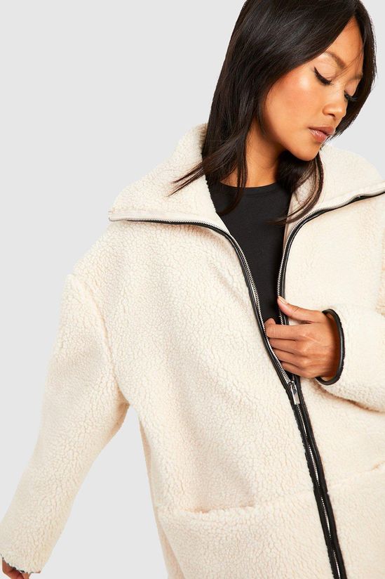 Contrast Detail Funnel Neck Teddy Jacket