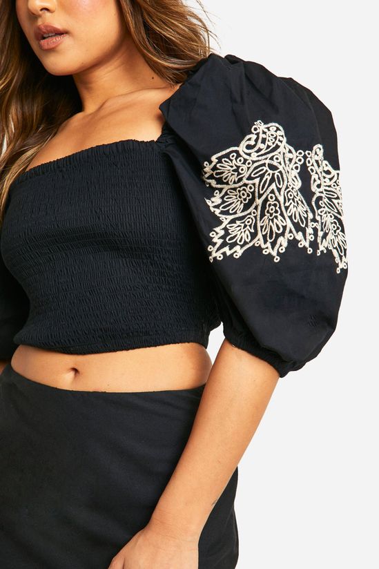 Petite Embroidery Puff Sleeve Crop Top