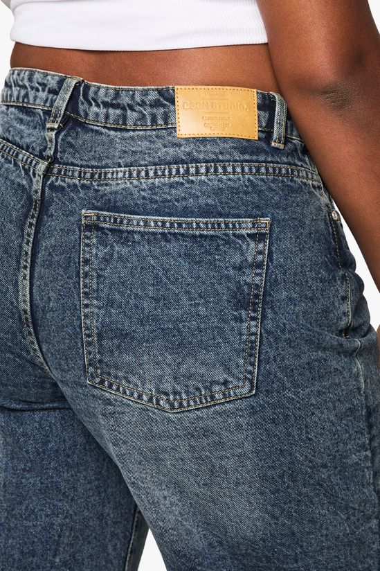 Plus Basics Ripped Knee Boyfriend Jeans