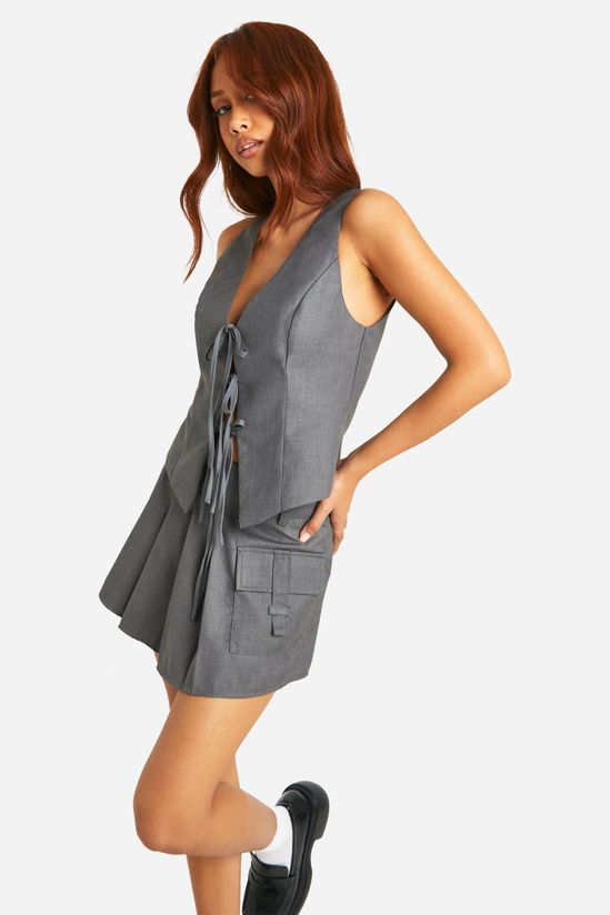 Mid Rise Pleated Mini Skirt