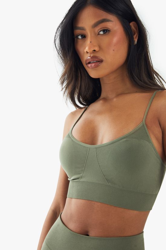 Seamless Ribbed Detail Light Support Sports Bra