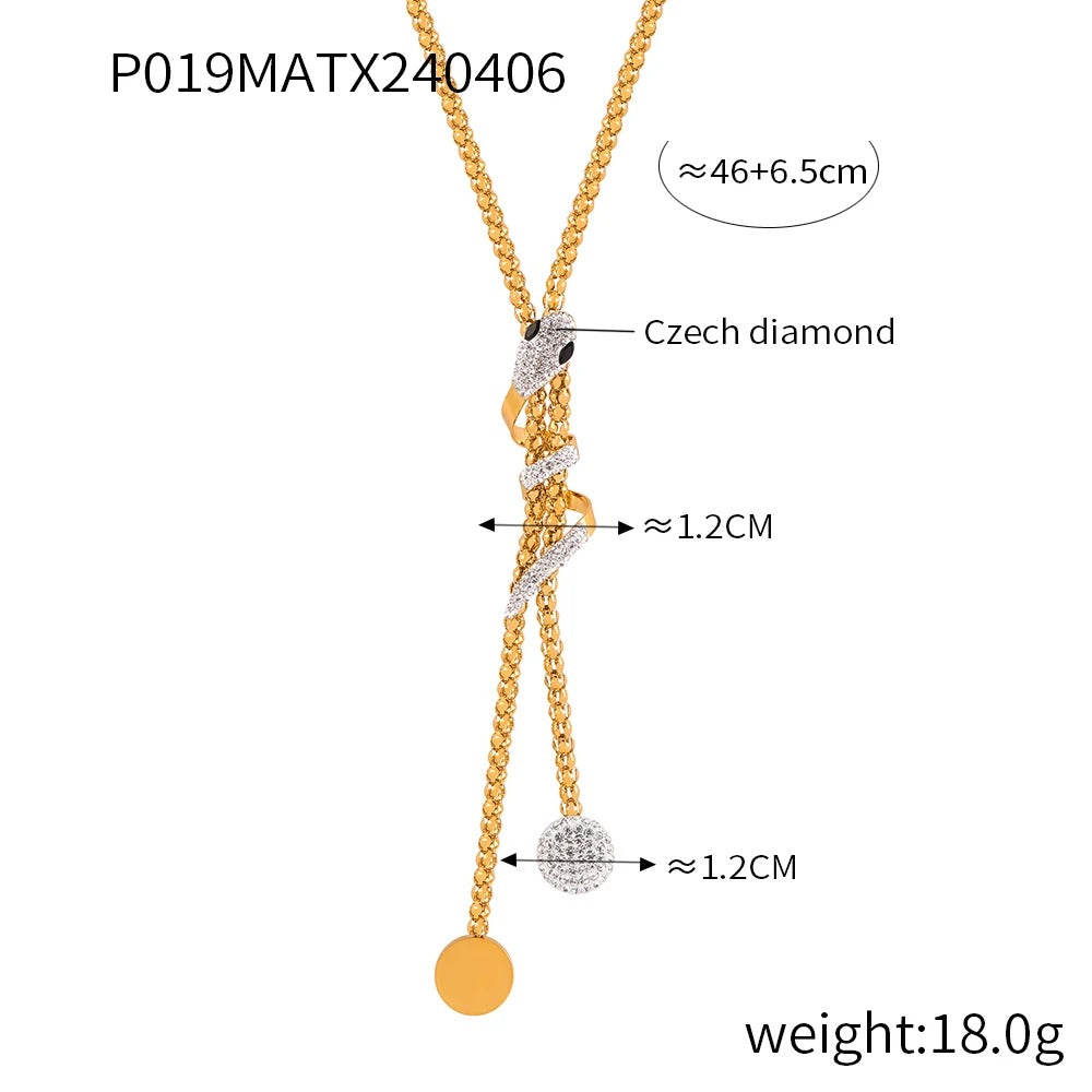 Nivora Gold-Plated Rhinestone Pendant Box Chain Necklace
