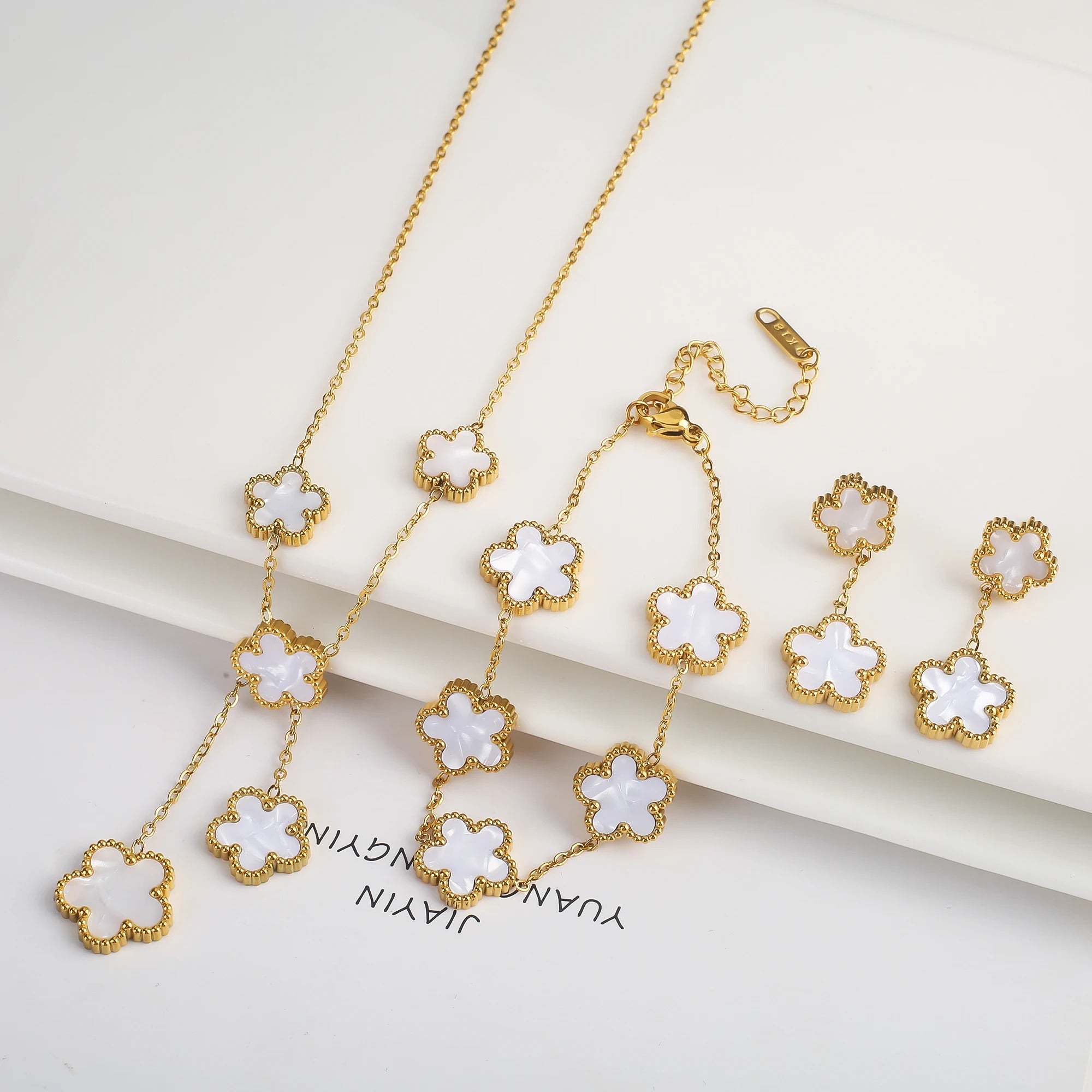 Five-Leaf Clover Gold Color Jewelry Set