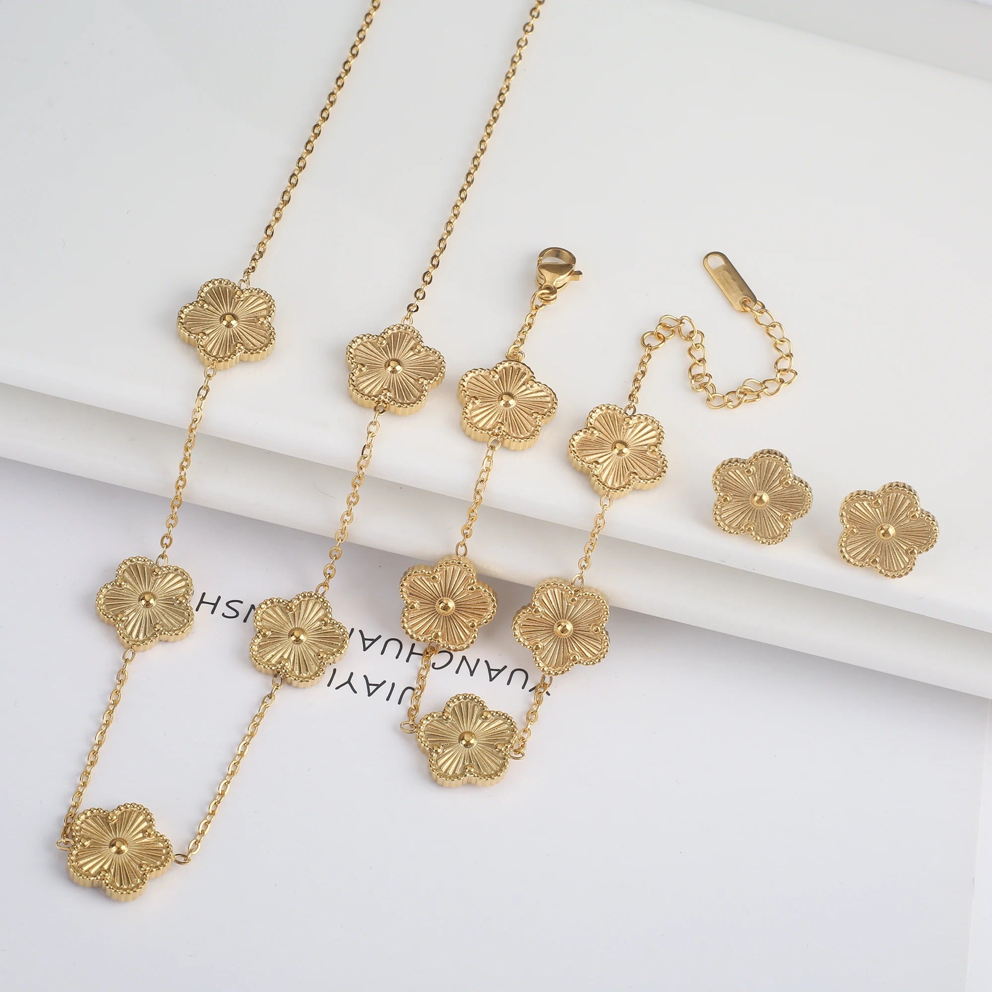 Five-Leaf Clover Gold Color Jewelry Set