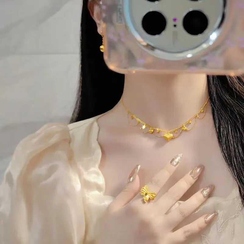 18K Gold Lace Water Droplet Heart Pendant Necklace
