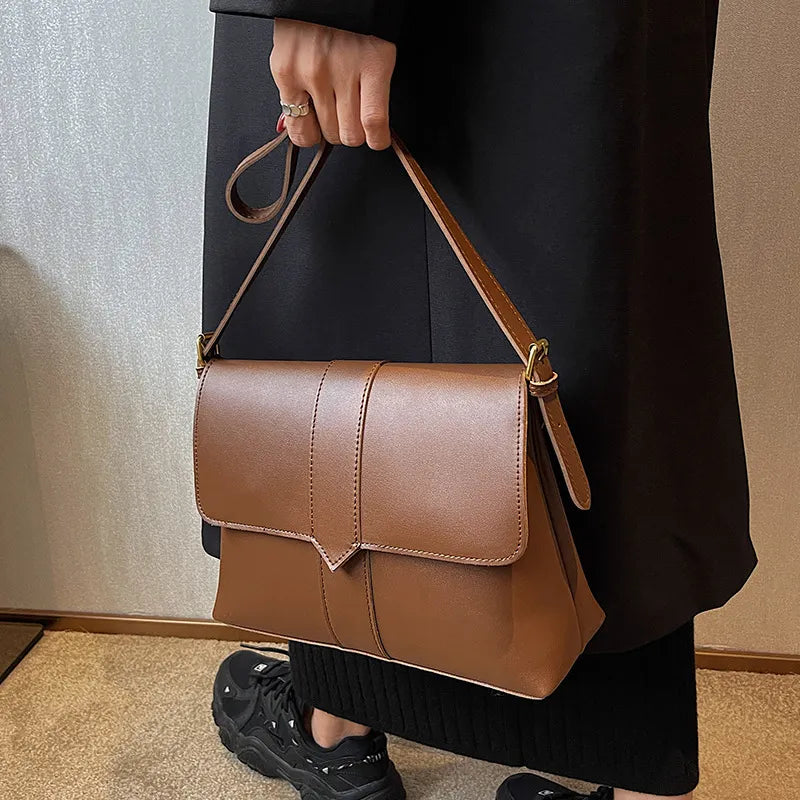 Women Retro Casual Simple Solid Color Shoulder Bag