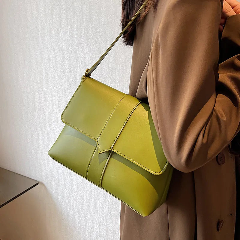 Women Retro Casual Simple Solid Color Shoulder Bag