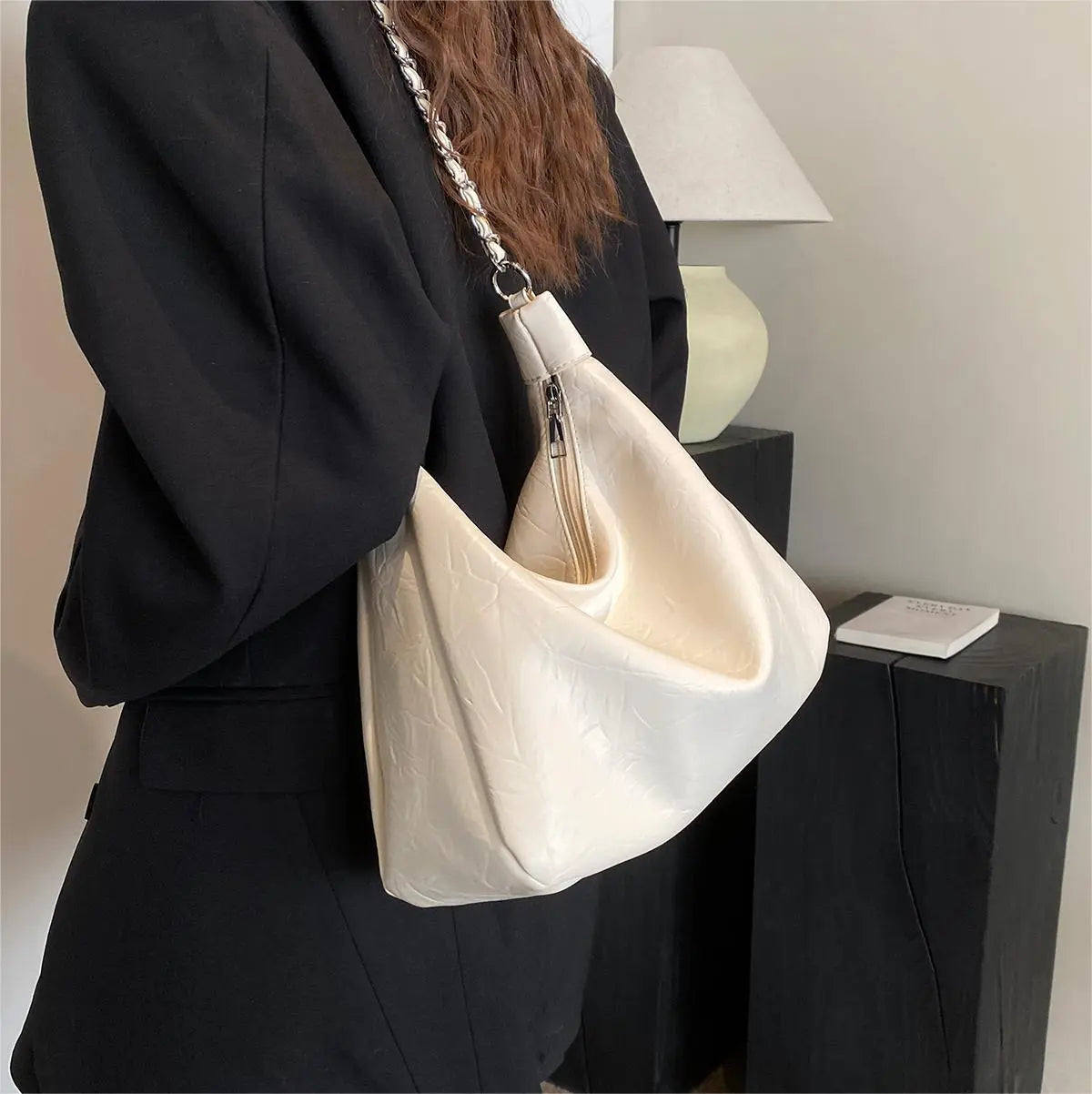 Simple Solid Color Large Capacity Chain Shoulder Bag