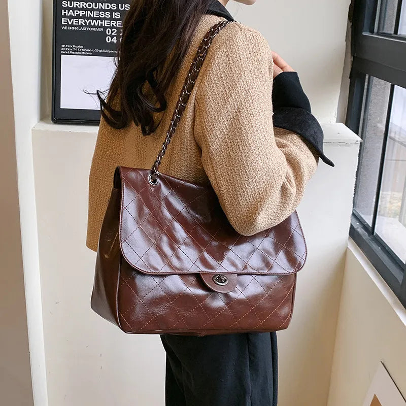 Women Fashionable Large Capacity PU Chain Shoulder Bag