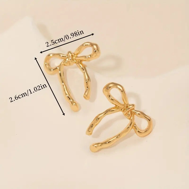 Vintage Chic Bowknot Stud Earrings