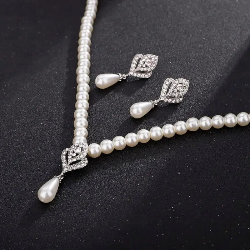 Pearl Bridal Necklace Earrings Set