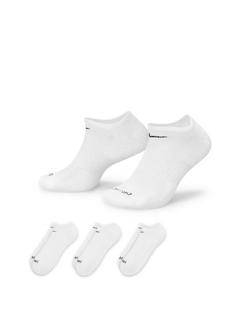Men Nike Training Everyday Plus Cushioned 3-pack sneaker socks in white