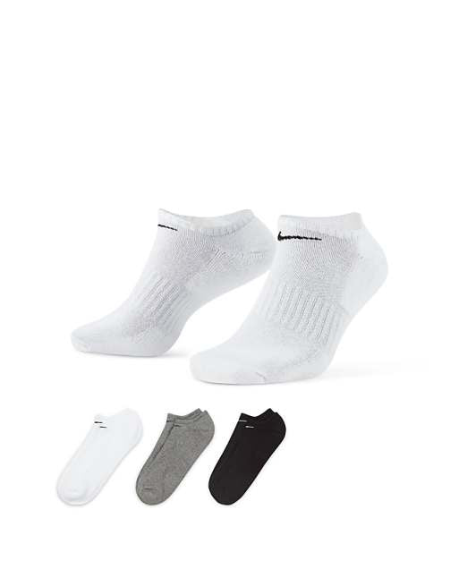 Men Nike Training Everyday Cushioned 3 pack sneaker sock in white, gray and black