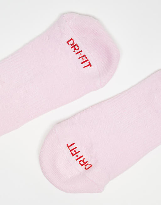 Men Nike Everyday Plus Cushioned V-Day crew socks in pink