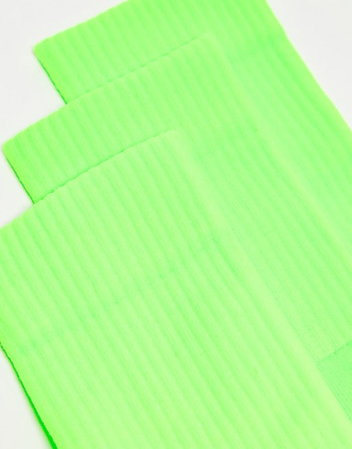 Men 4505 running socks with arch support and antibacterial finish in neon green
