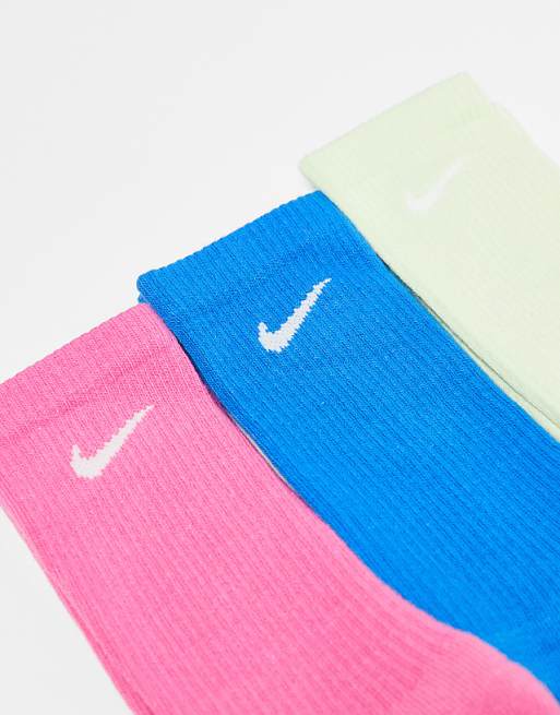 Men Nike Everyday Plus Cushioned 3 pack crew socks in light green