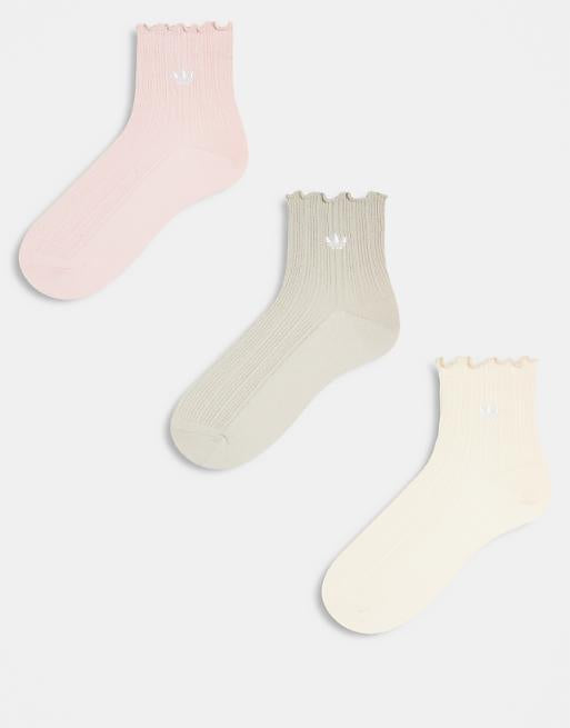 Men adidas Originals ruffle 3 pack quarter socks in neutral