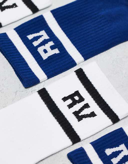 Men Reclaimed Vintage 2 pack sports socks with stripe in white and blue