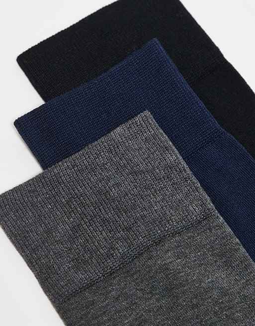 Men ARKET 3 pack ankle socks in black, navy and dark heather gray