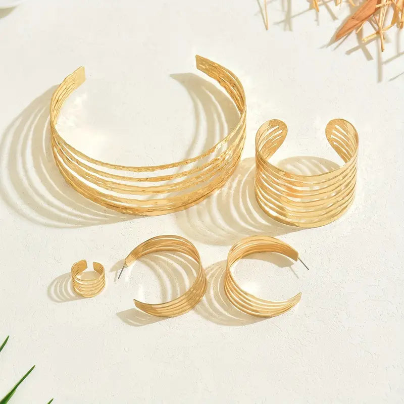 Fashionable Jewelry Set