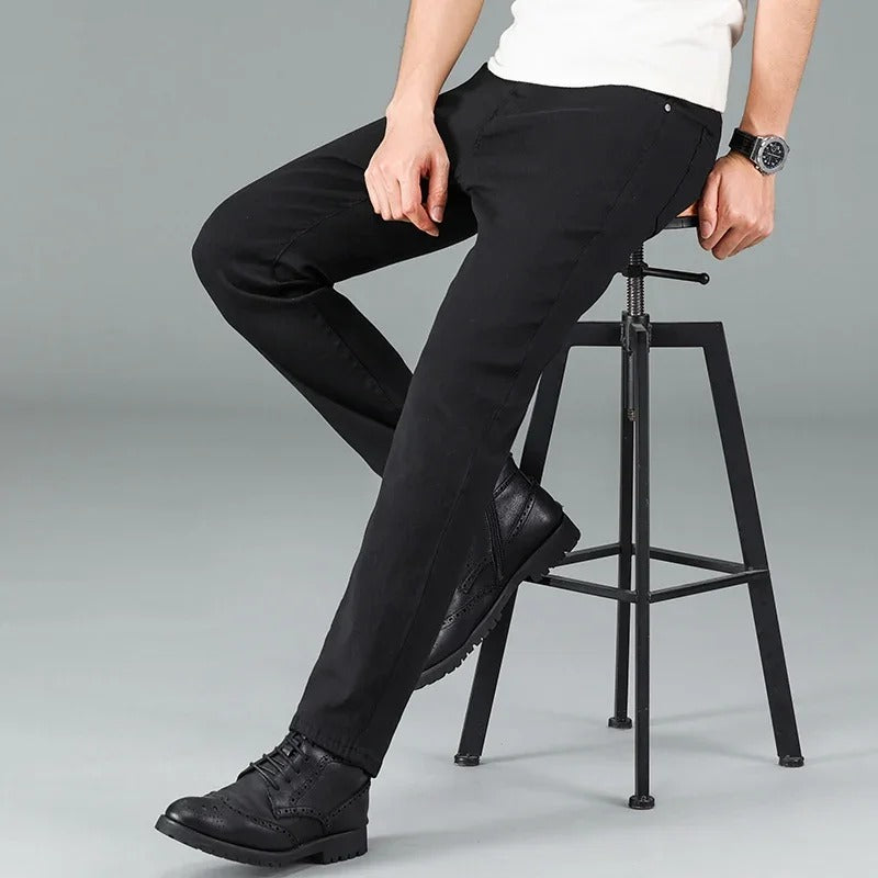 Men's Pure Black Slim Fit Jeans