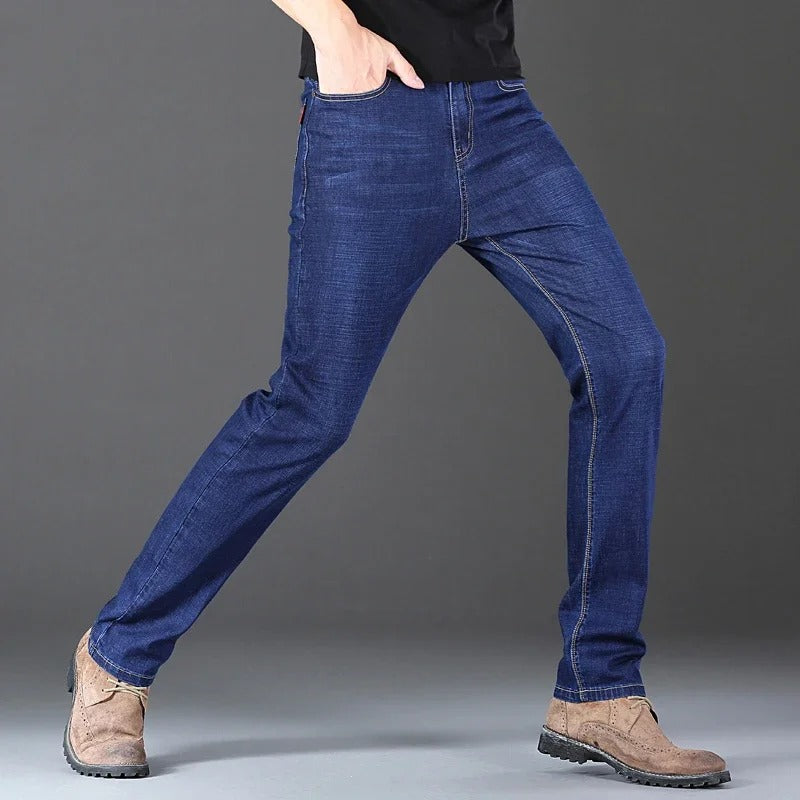 Men’s Classic Stretch Straight Leg Jeans
