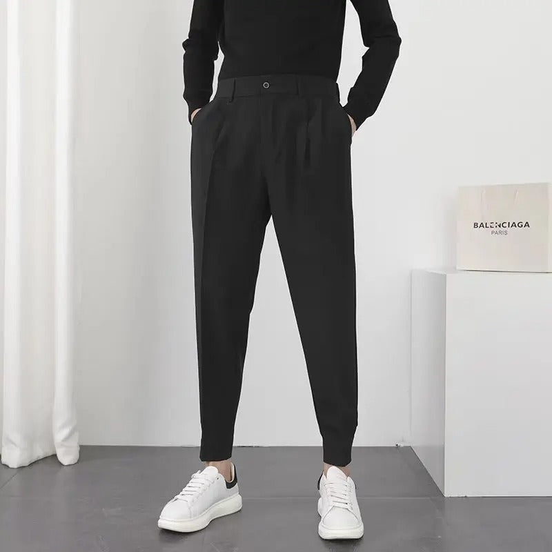 Men’s Tapered Slim-Fit Chino Pants