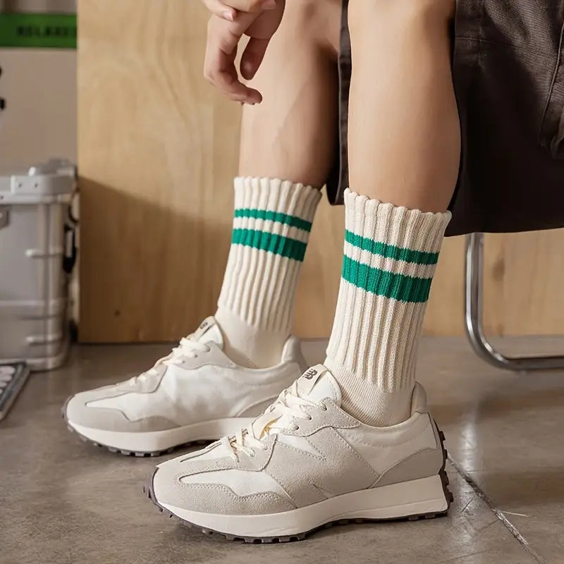 3 Pairs Of Men'S Anti Odor & Sweat Absorption Fashion Crew Socks