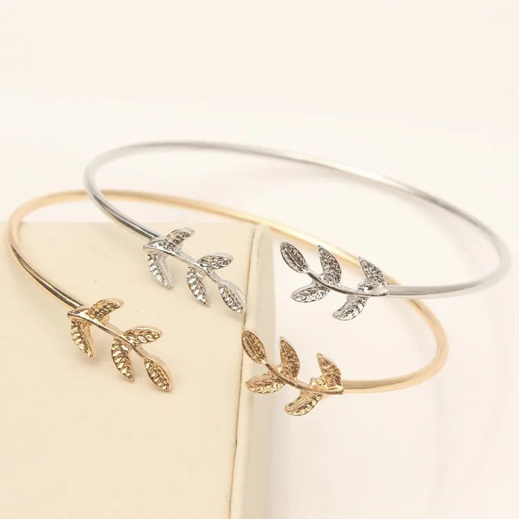 Foreign Fashion Personality Leaf Cuff Bracelet