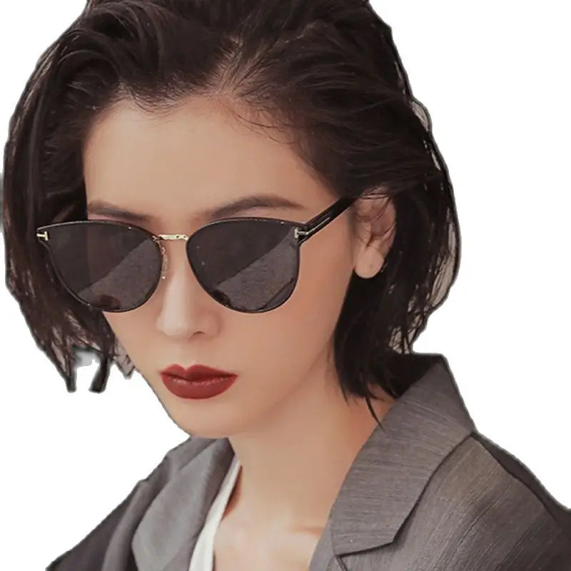 New Ladies Polarized Fashion Sunglasses 2209