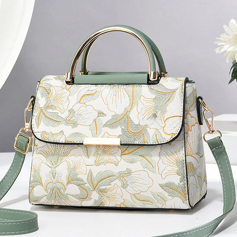 2025 Trendy Stripe Colorblock Shoulder Bag