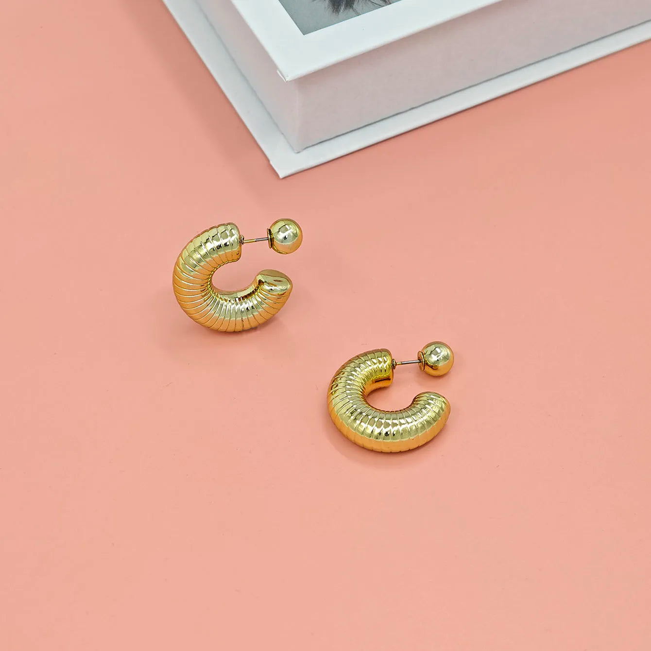 Fashionable C-Shaped Earrings