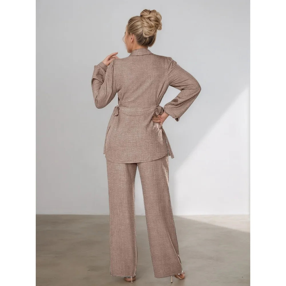 A large-sized women's suit elegant and casual long-sleeved top and loose pants and a loose fit for commuting and office work