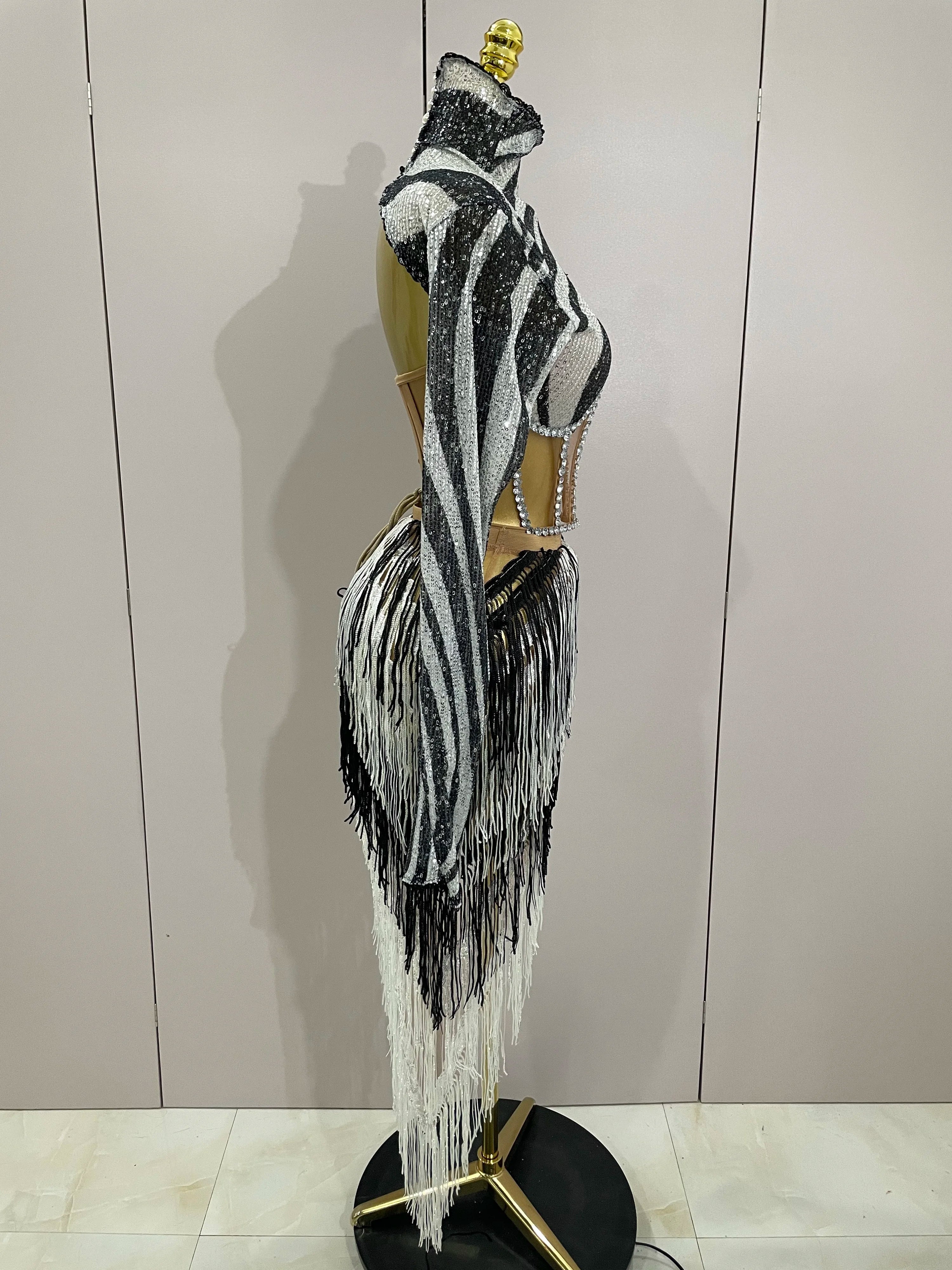 2025 New Shiny Diamond Sequin Tassels Sexy Mesh Long Sleeved Two Piece Set Women Evening Birthday paty Nightclub Stage Costume