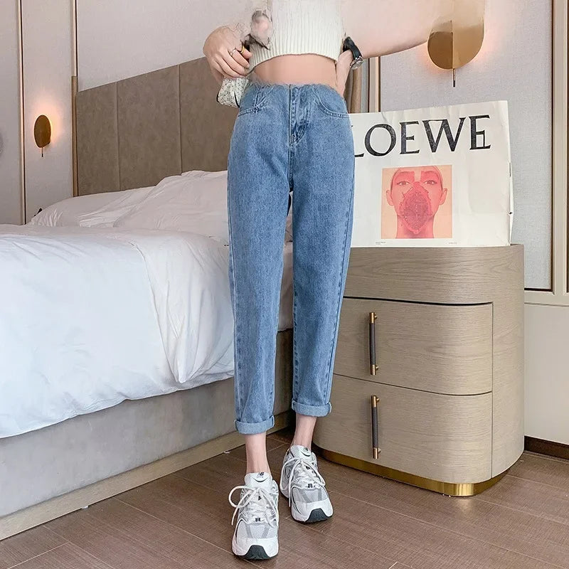 High-Waisted Slimming Loose-Fit Jeans