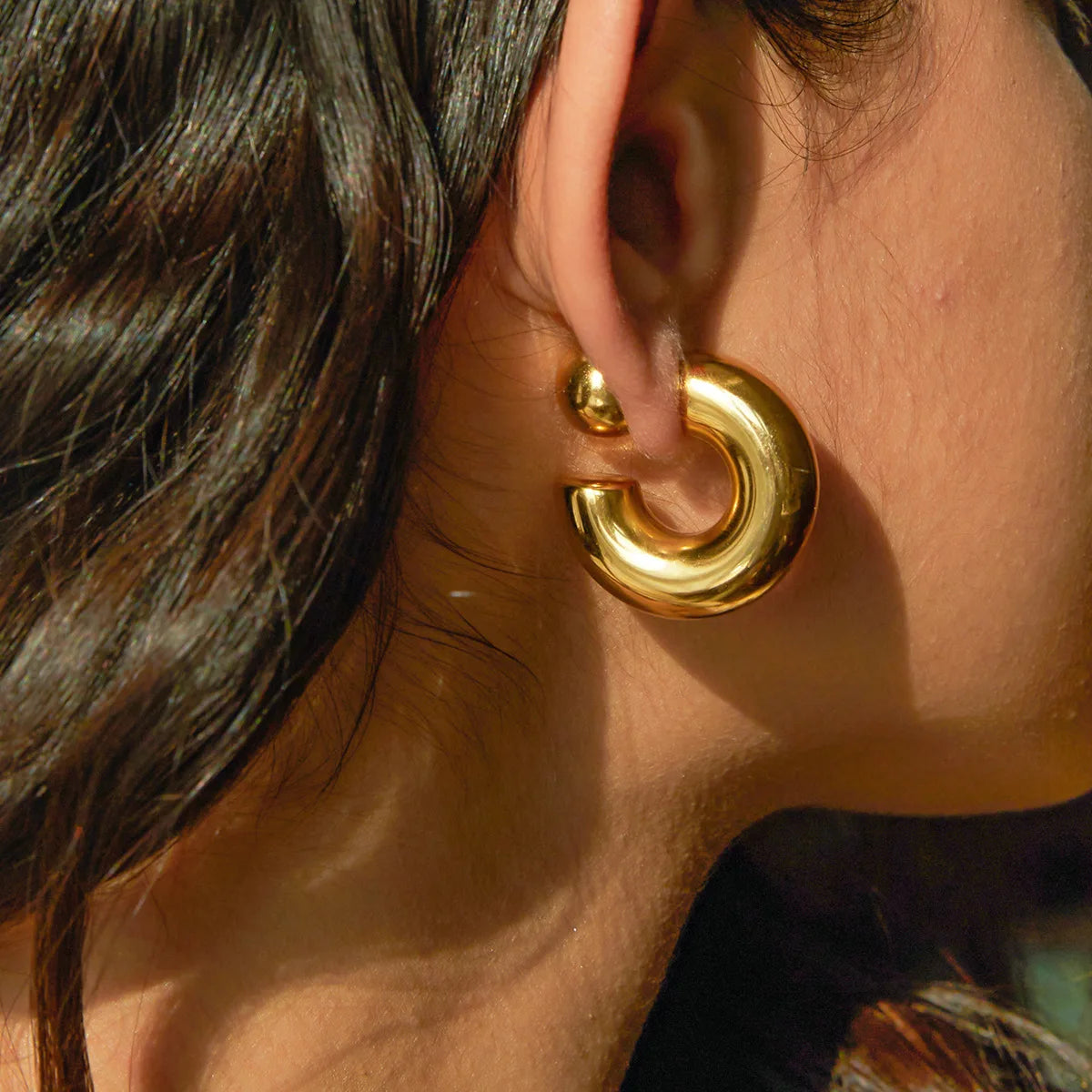 Fashionable C-Shaped Earrings