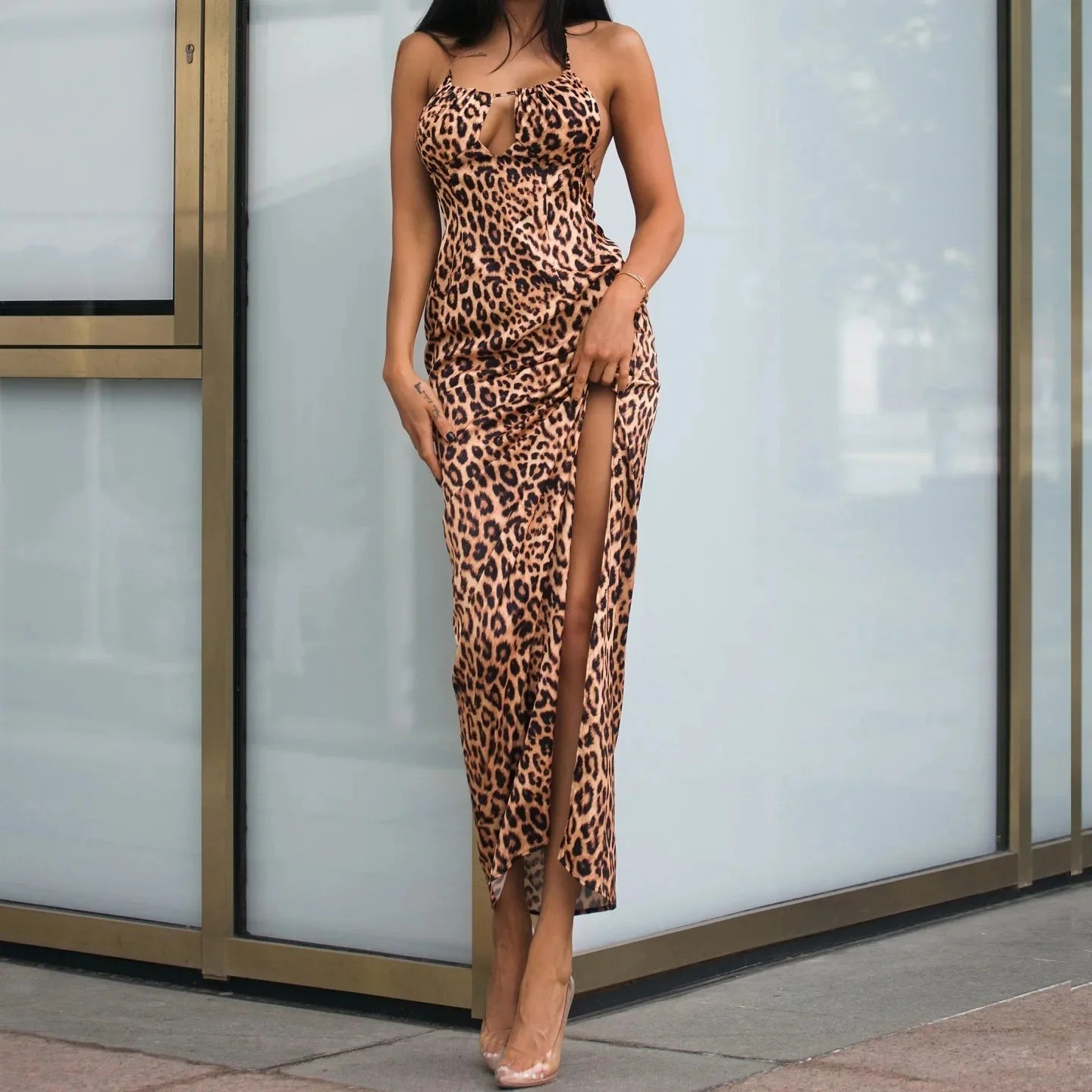 Fashionable Sexy Long Dress 2024 Summer Women's Clothingtank Sleeveless V-Neck Dress Tank Top Women Fashion Euro-American