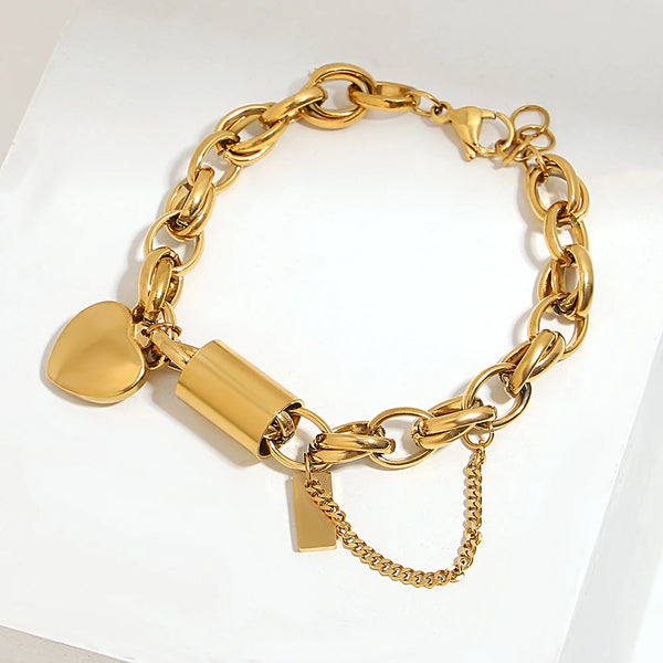 Gold Heart Pendant Chain Bracelet