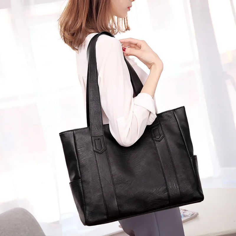 Large Capacity Women's Shoulder Handbag