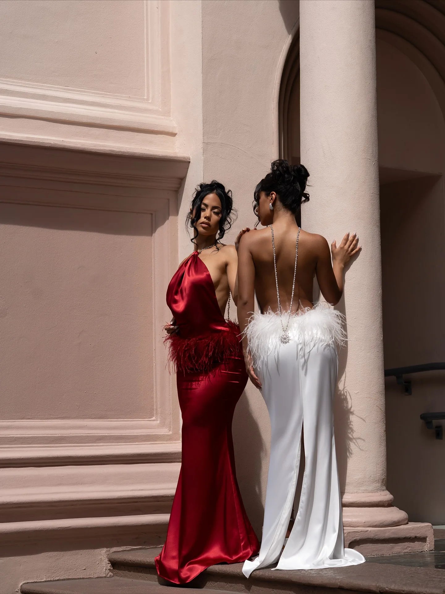 Sexy Satin Mermaid Evening Gown Halter Neck Beaded Knot Feather