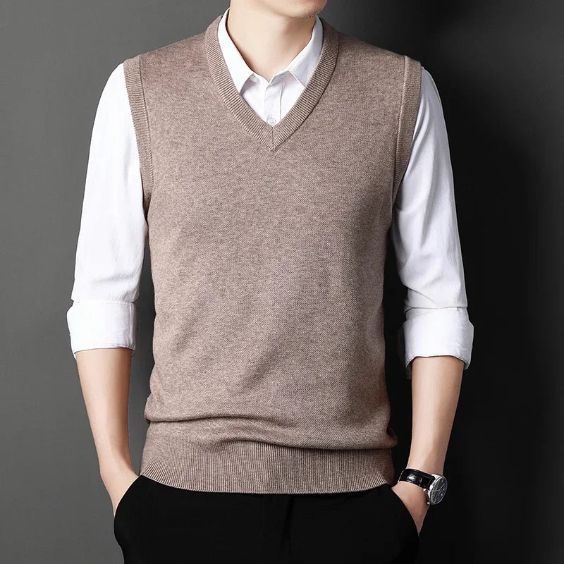 Men's Solid Color Sweater Vest