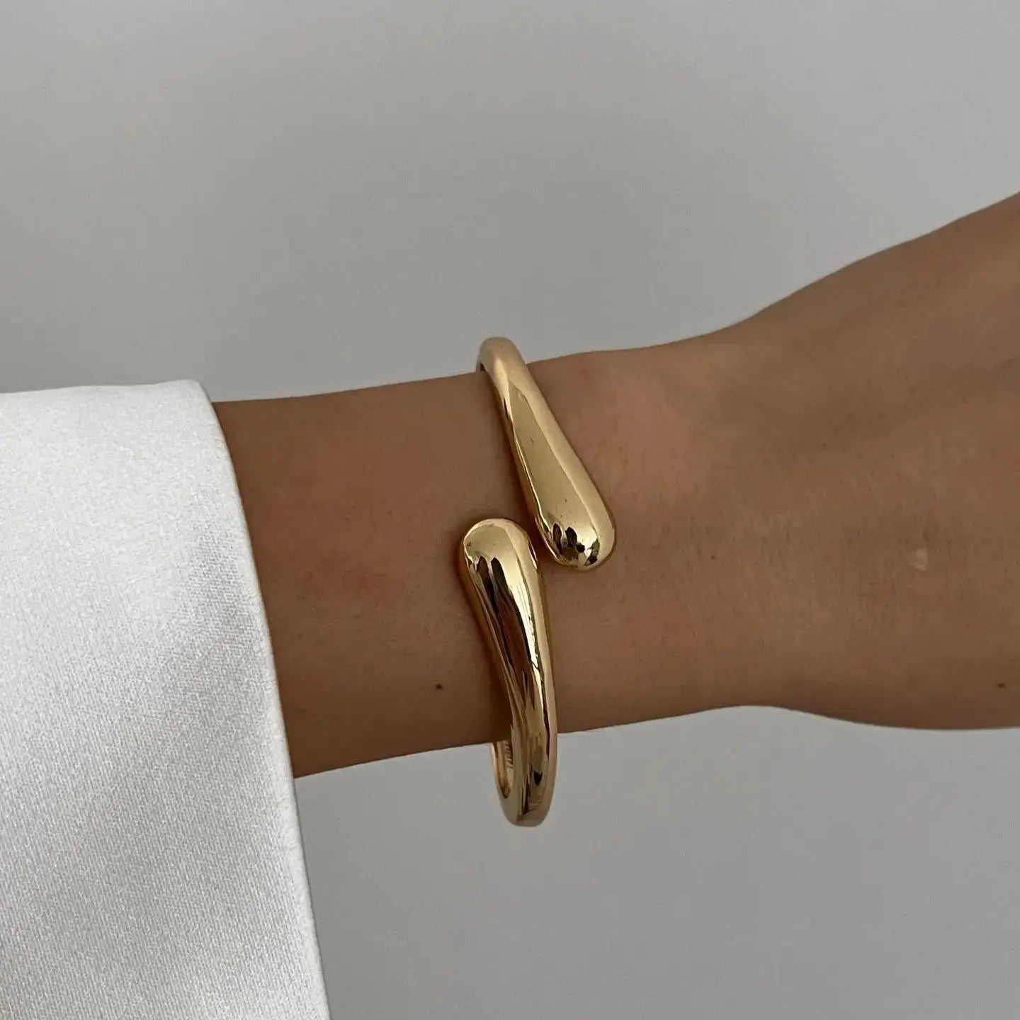 Vintage Hip Hop Metal Cuff Bangles Set