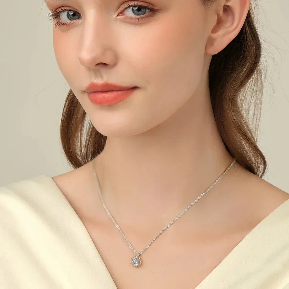 1/2CT Moissanite Diamond Crown Necklace